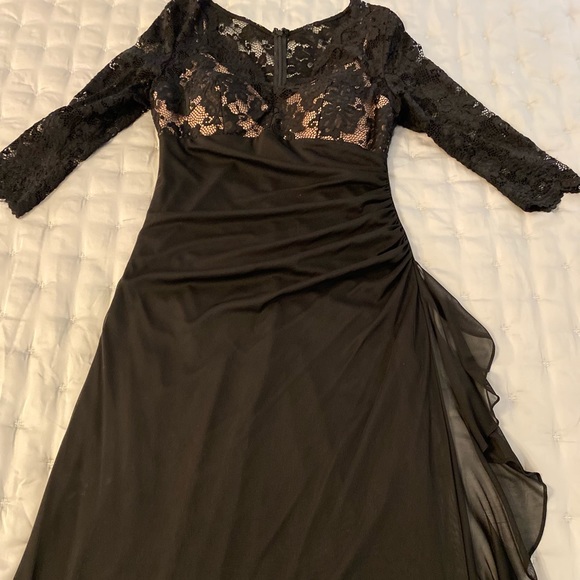Formal long black dress - Picture 1 of 7